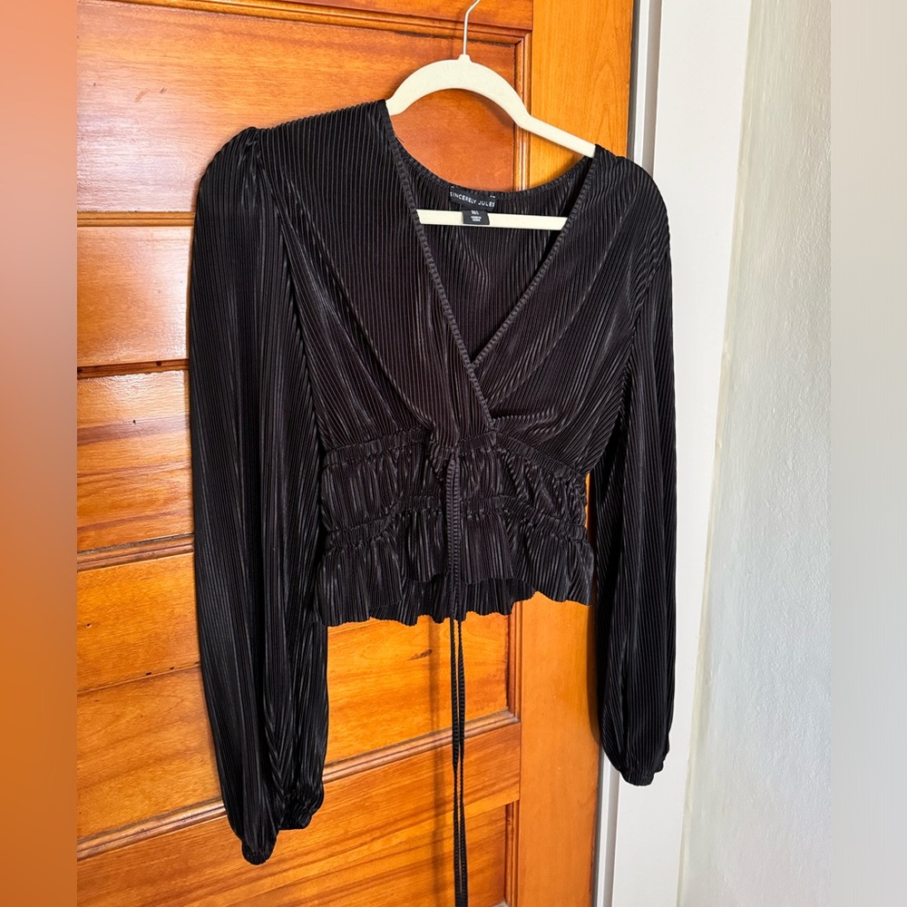 Cropped Silky Black Top- Sincerely Jules- Size L